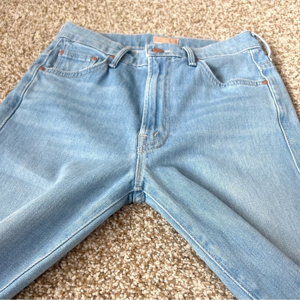 Mother The Insider Crop Step Fray in Hold my Hand Light Wash Size 26 - Picture 7 of 16
